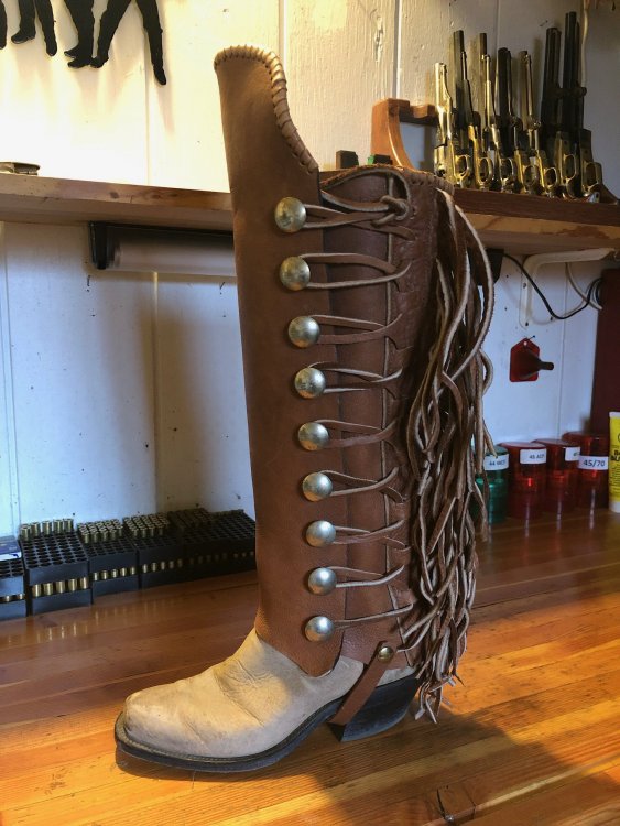 SOLD: EarthWalker EarthRider Botas (Leather Boot Chaps) - SASS Wire ...