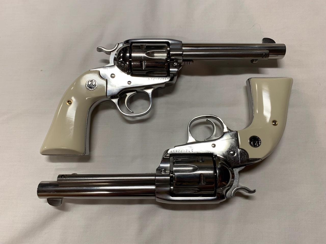 Ruger Vaquero Bisley SA Revolvers .357 mag (Model 5130). 