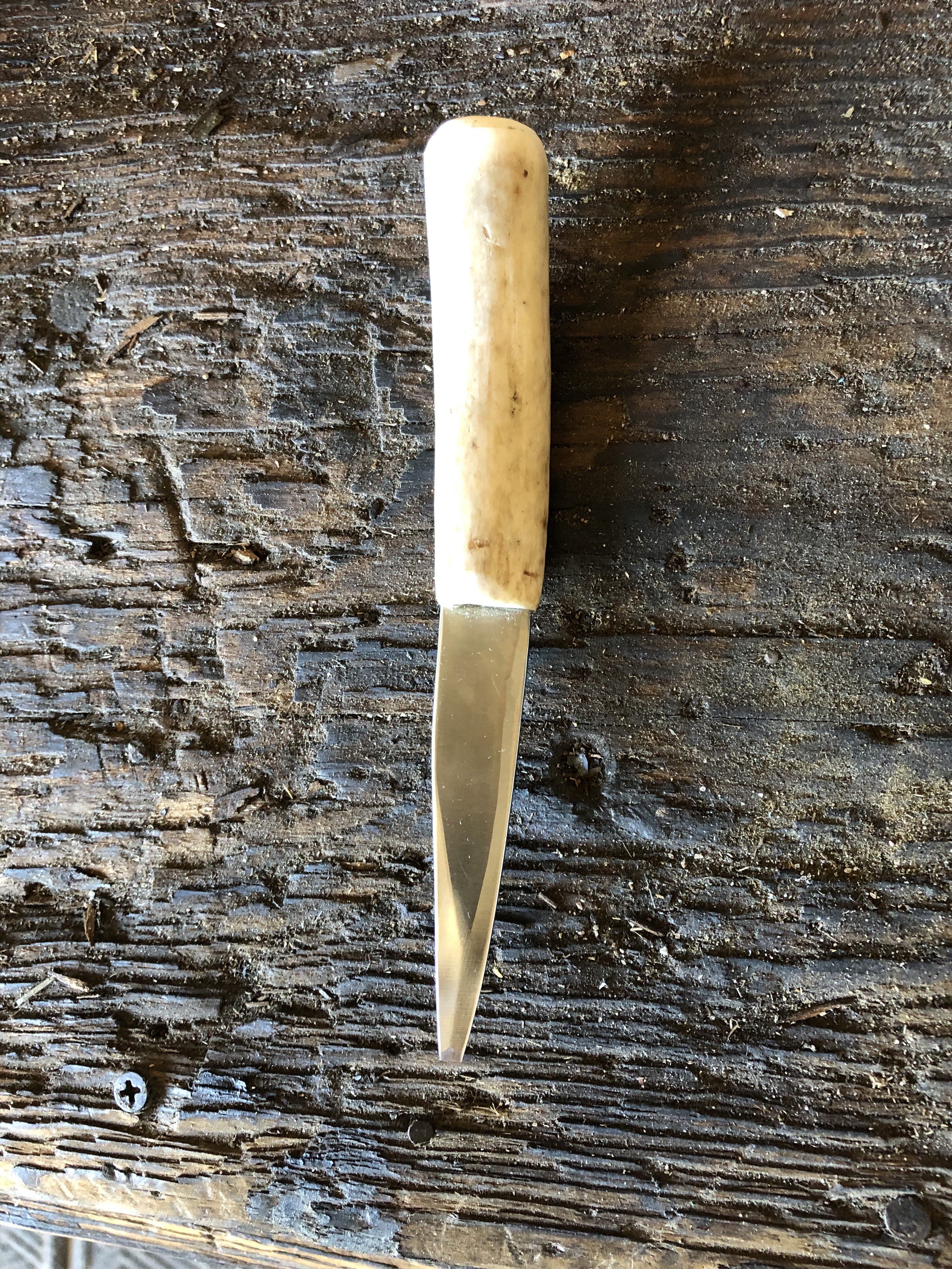 FS. Screw knife SOLD to Dallas McPewPew. PM sent SASS Wire