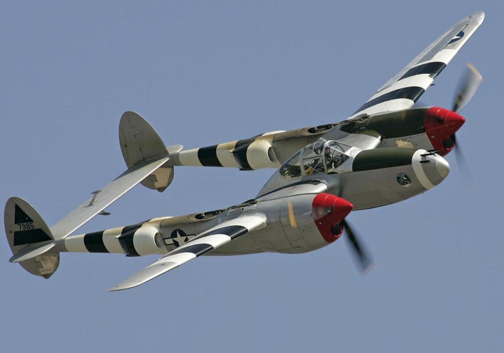 P-38-LIGHTNING.jpg