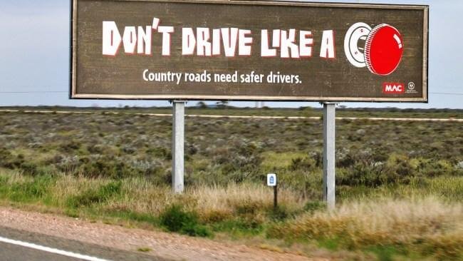 Funny-Road-Signs-That-Only-Exist-In-Australia-7.jpg.c0d586da1c73a3296f0ffb22889bc976.jpg