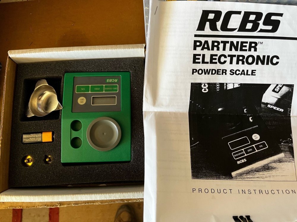 rcbs scale.jpg