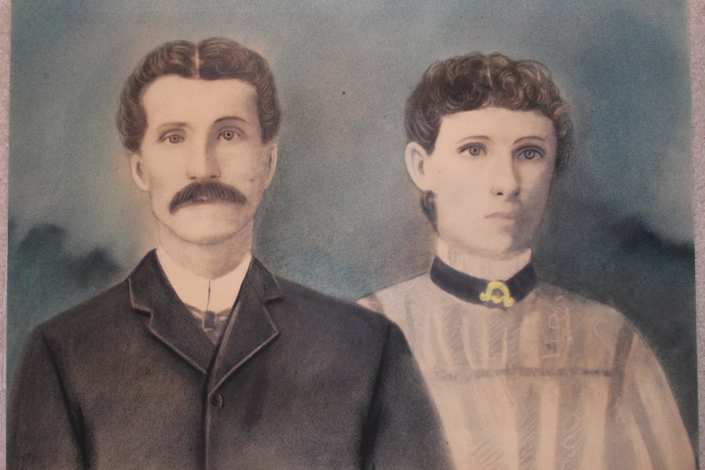 George Scharf and Mary Jane Beatie parents of William George Scharf .JPG