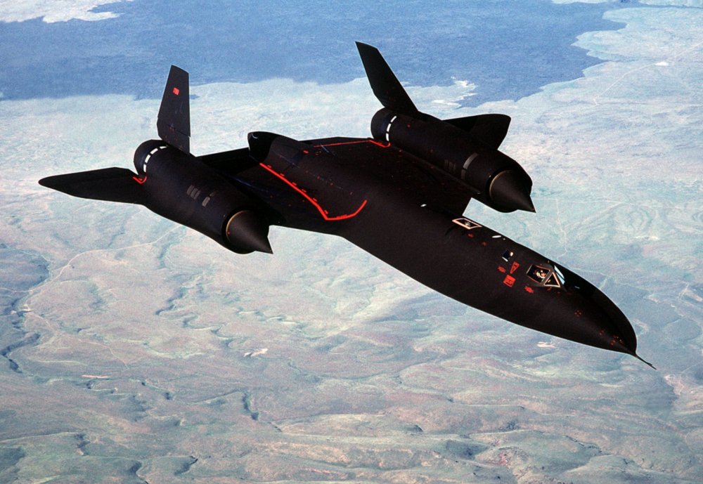 SR-71A_in_flight_near_Beale_AFB_1988.jpg