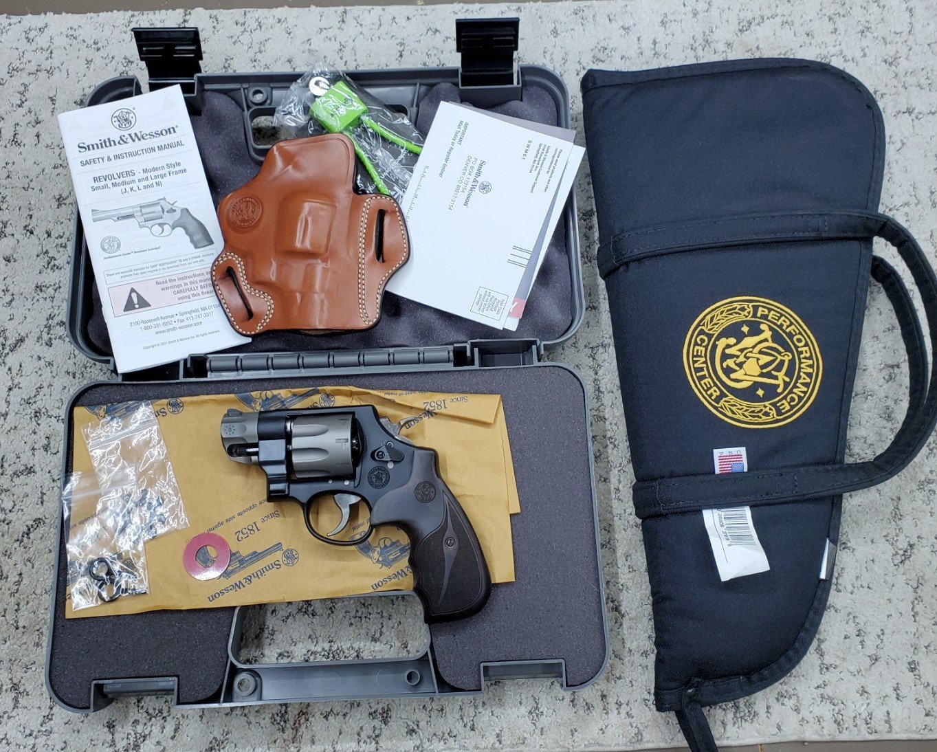 FS/T S&W 327 8 shot 357 Magnum Performance Center revolver ADDED: Eagle ...