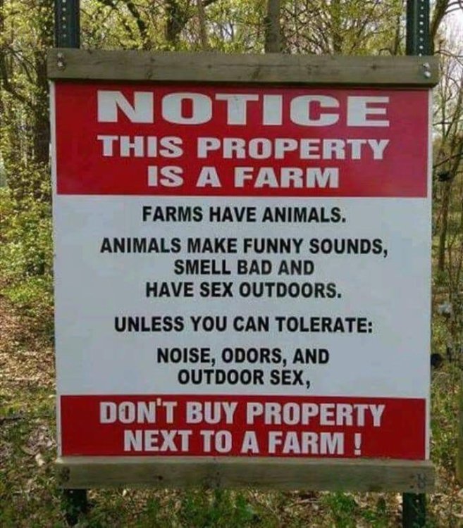 photo farmsign.jpg