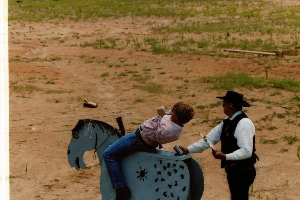 Horse.thumb.JPG.e39b10b5eaf8fba0e5bfa6fd5a719788.JPG