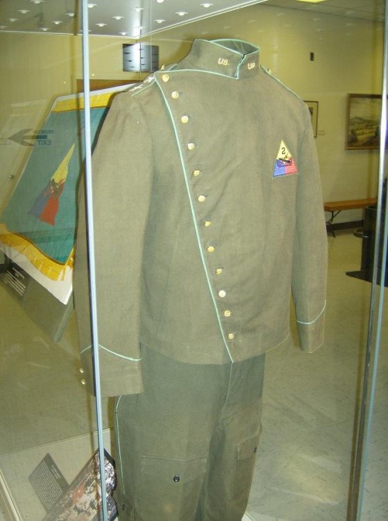 GeneralPattonsdesignforatankeruniform001(1).thumb.jpg.9ac6700ab98198b465316f0ba077add9.jpg