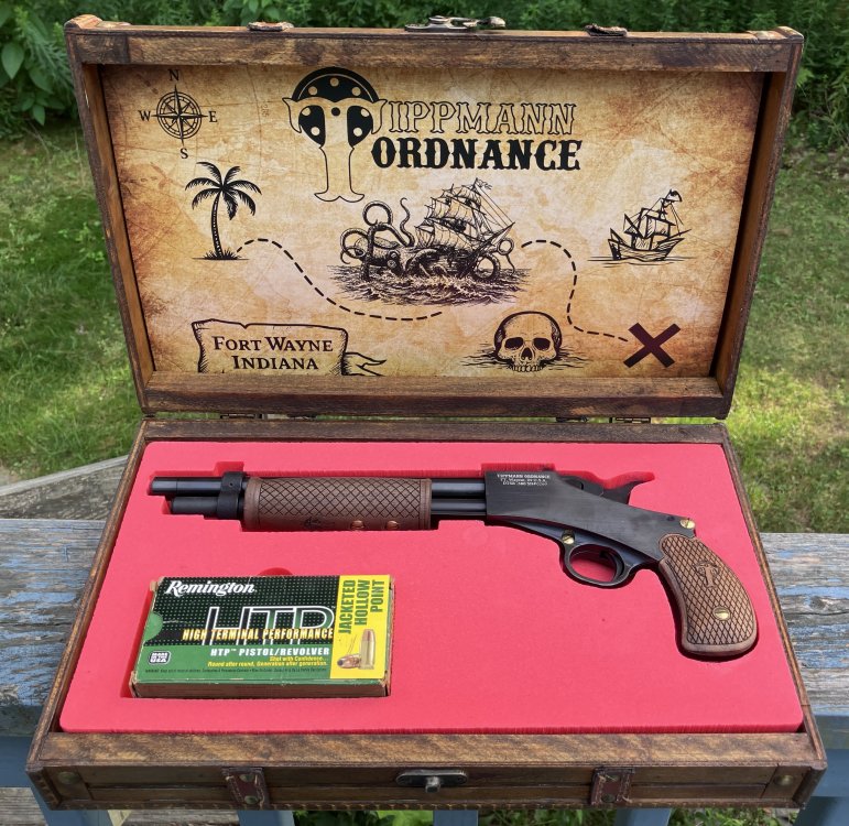 PiratePistolinChest.thumb.jpg.b2cdf10346f2044832a7ff3b4fc92072.jpg
